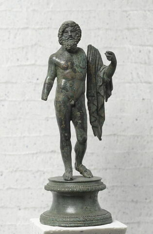 statuette