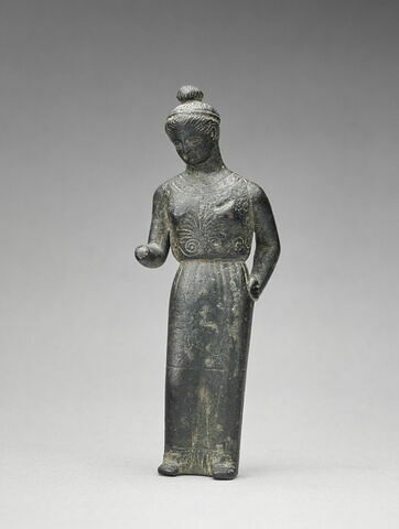 statuette