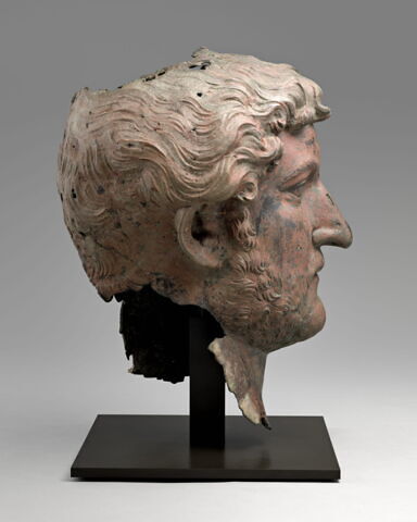 statue, image 3/5