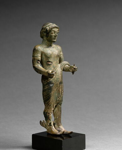 statuette