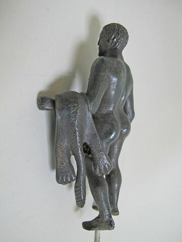 statuette, image 3/4