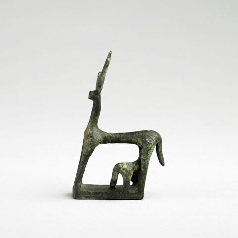statuette, image 3/4