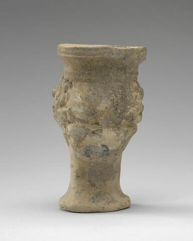 vase, image 3/4