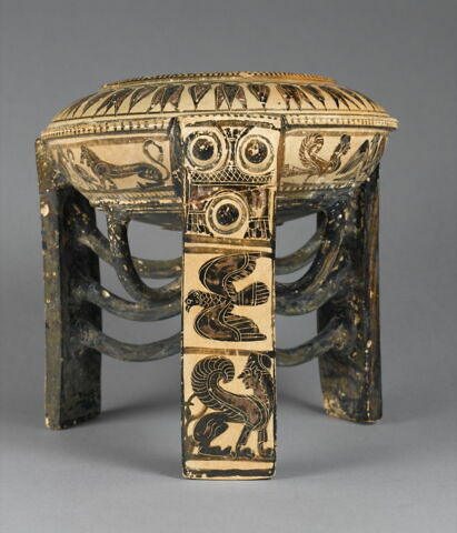 vase tripode, image 3/8