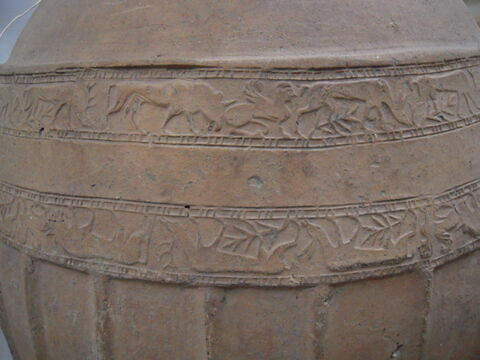 pithos, image 2/2
