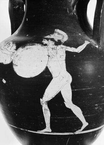 Amphore à figures rouges surpeintes avec une scène de duel, image 3/6