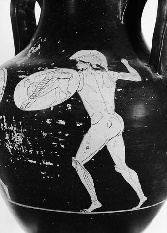 Amphore à figures rouges surpeintes avec une scène de duel, image 5/6