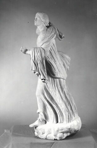 statue, image 3/6