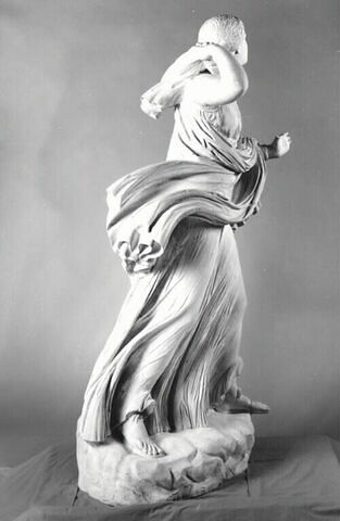 statue, image 4/6