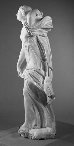 statue, image 5/6