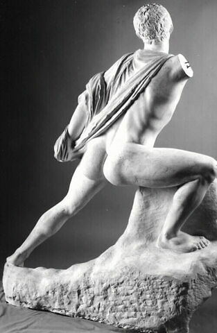 statue, image 4/6