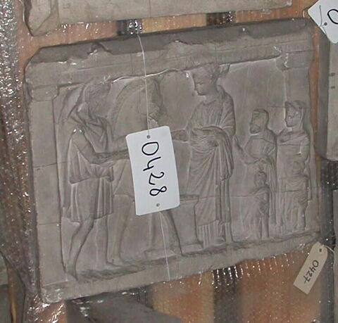 Tirage d’un bas-relief votif au héros Aleximachos
