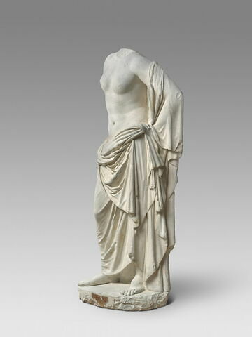 Tirage d’une statue d’Aphrodite, image 5/5