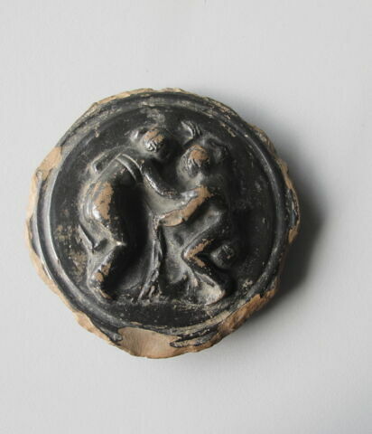 coupe  ; médaillon de vase, image 2/3