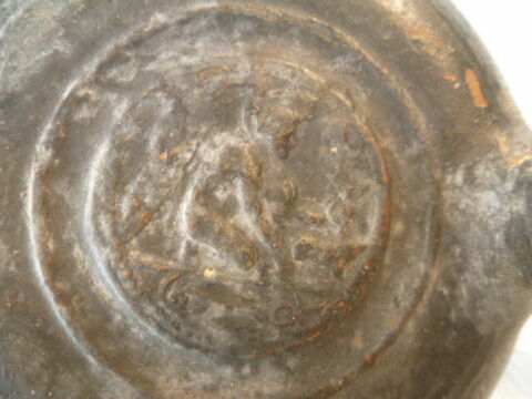 guttus, image 2/2