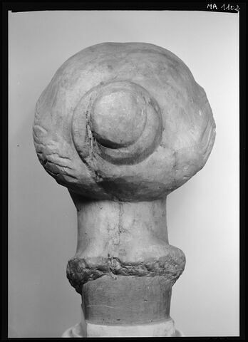 statue, image 4/4