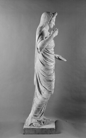 statue, image 5/5