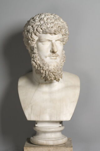 statue, image 9/14