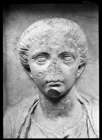 autel funéraire, image 6/7