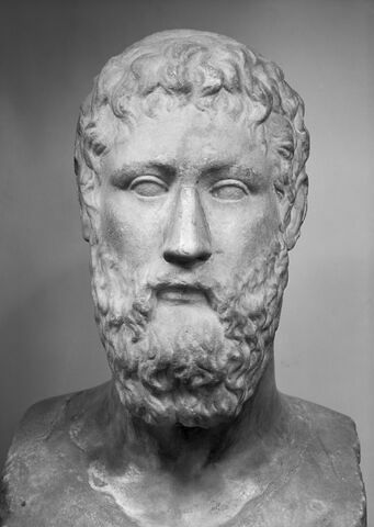 statue, image 8/9