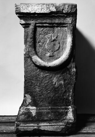 autel funéraire ; inscription, image 3/3