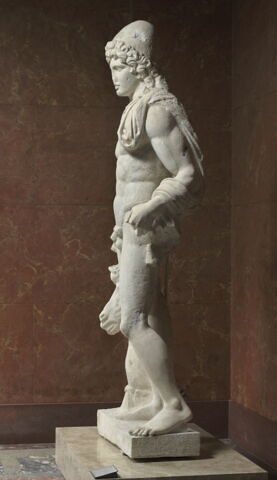 statue, image 2/13
