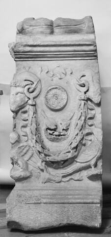 autel funéraire, image 5/6