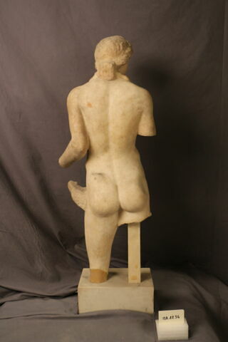 statuette, image 3/4