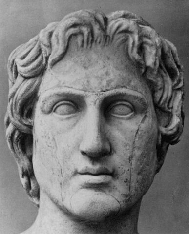 statue, image 5/9
