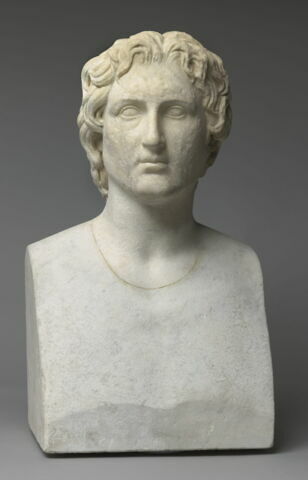 statue, image 2/9