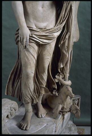 statue, image 3/6