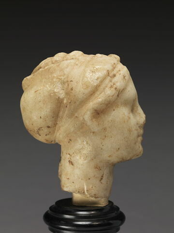 statuette, image 2/3