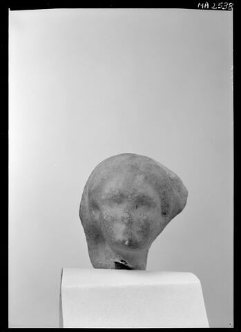 statuette