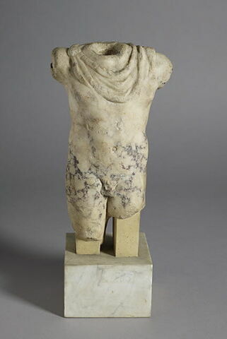 statuette
