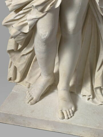 Aphrodite Louvre Borghèse, image 2/13