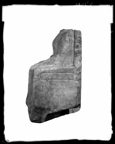 statue, image 5/8