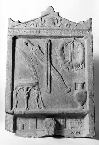 stèle funéraire, image 3/5
