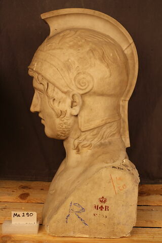 statue, image 4/4