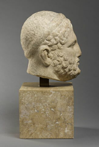 statue, image 6/7