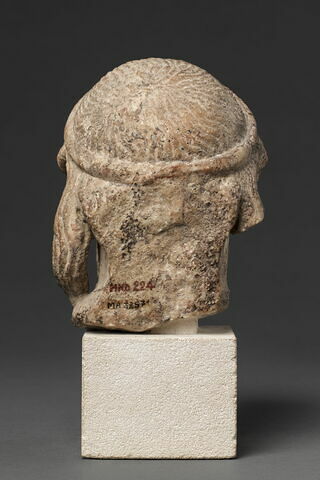 statuette, image 4/4
