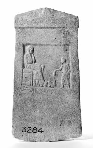 stèle funéraire, image 2/3