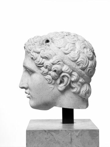 statue, image 9/10