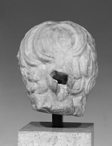 statue, image 6/6