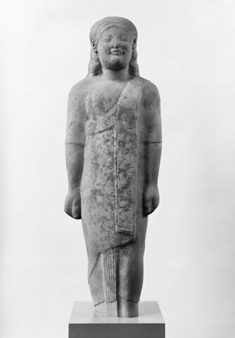 Kouros de Dionysermos, image 8/17