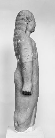 Kouros de Dionysermos, image 10/17