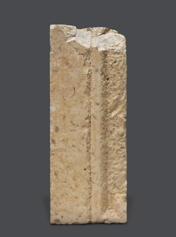 base de statue ; inscription, image 2/5