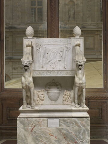 Trône de Bacchus, image 2/5