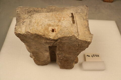 chapiteau de pilastre, image 7/11