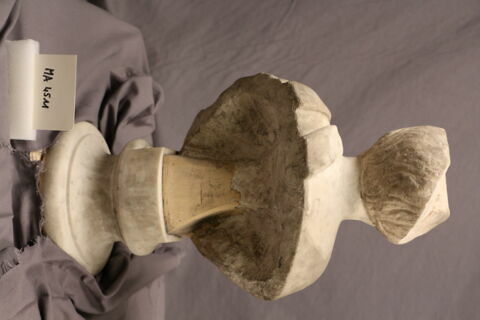 statue, image 4/6