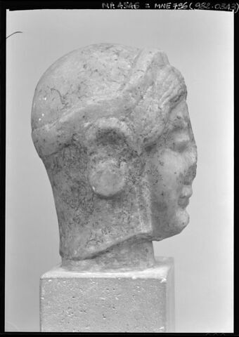 Tête de korè, image 3/8